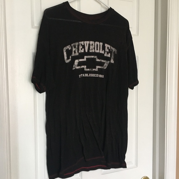 ✨3/$15✨ Official GM Chevrolet Tee - Picture 3 of 5